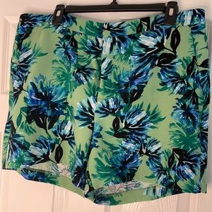 Banana Republic Size 14 Short